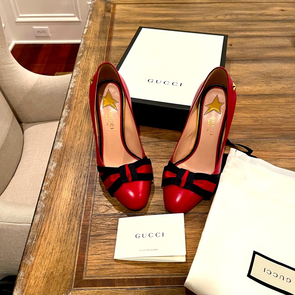 Authentic Gucci heels. 3 & 1/2 inch heel. Scuffs only on the bottom.